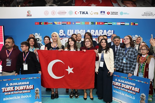 BÜYÜKŞEHİR EV SAHİPLİĞİNDE DÜZENLENEN 8. ULUSLARARASI TÜRK DÜNYASI BİLİM VE KÜLTÜR ŞENLİĞİ ÖDÜLLERİ SAHİPLERİNİ BULDU